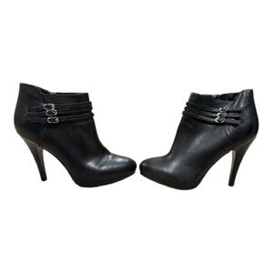Kelly&katie black ankle booties size 6